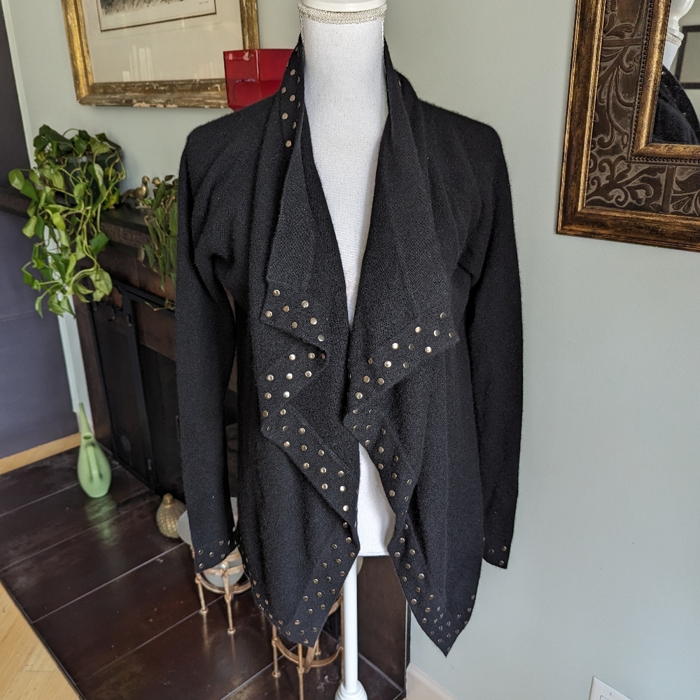 Bloomingdales Aqua Brand 100%Cashmere Waterfall StudTrim Black Cardigan Small138